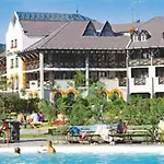Hunguest Flóra Szálloda 4*