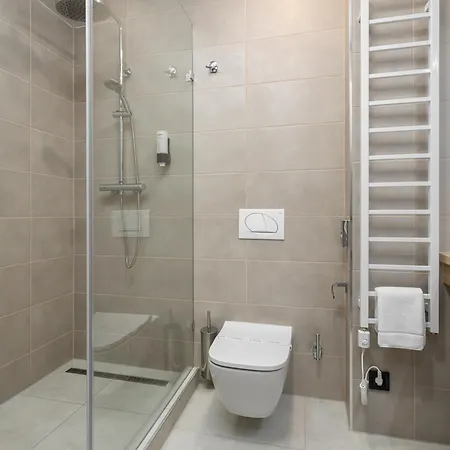 Szálloda Hunguest Flora 4*