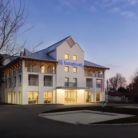 Hotel Hunguest Flora