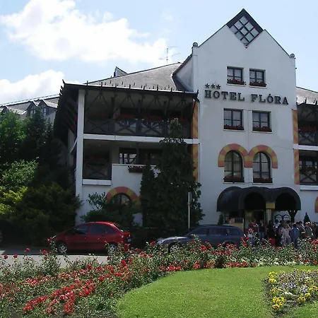Szálloda Hunguest Flora 4*