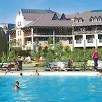 Hunguest Flóra Hotel