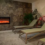 Hunguest Flóra Hotel 4*