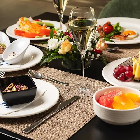 Готель Hunguest Flora Еґер