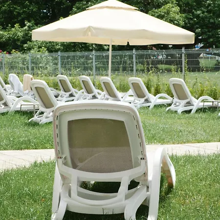 Hunguest Flora Hotel 4*