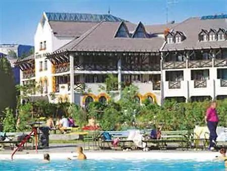 Hunguest Flora Готель 4*