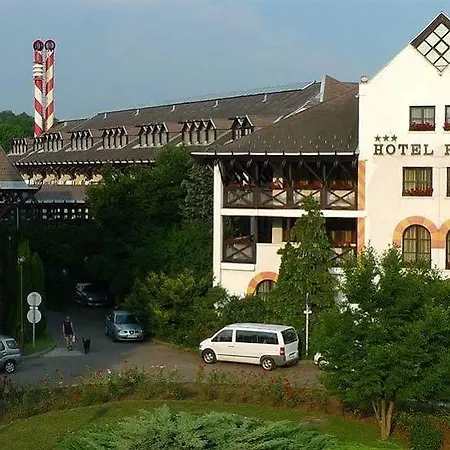 Готель Hunguest Flora 4*