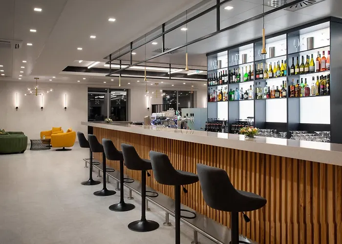 Hunguest Flora Hotel 4*