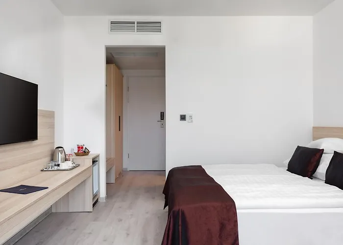 Hunguest Flora Hotel 4*