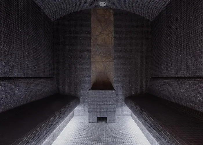 Hunguest Flóra 4* Eger