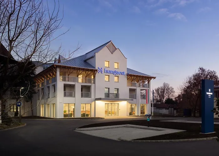 Hotel Hunguest Flora