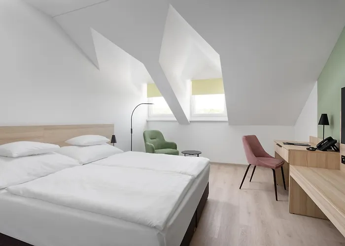 Hunguest Flora Hotel