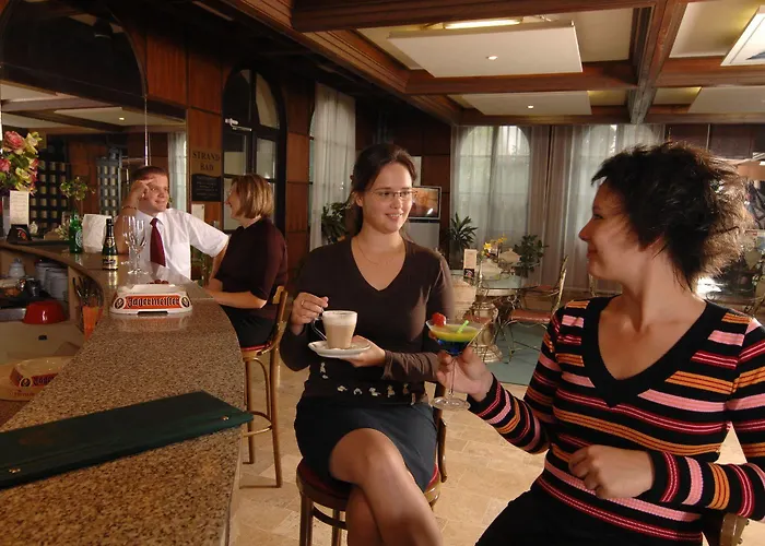 Hotel Hunguest Flora 4*