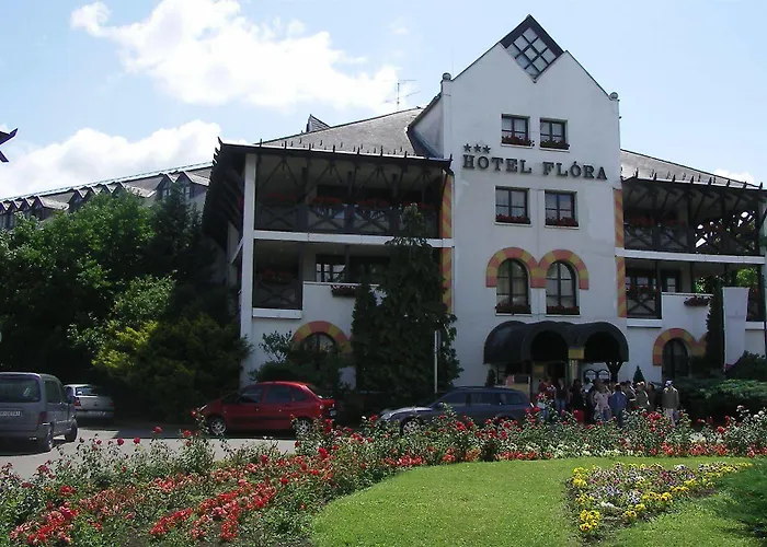 Hotel Hunguest Flora 4*
